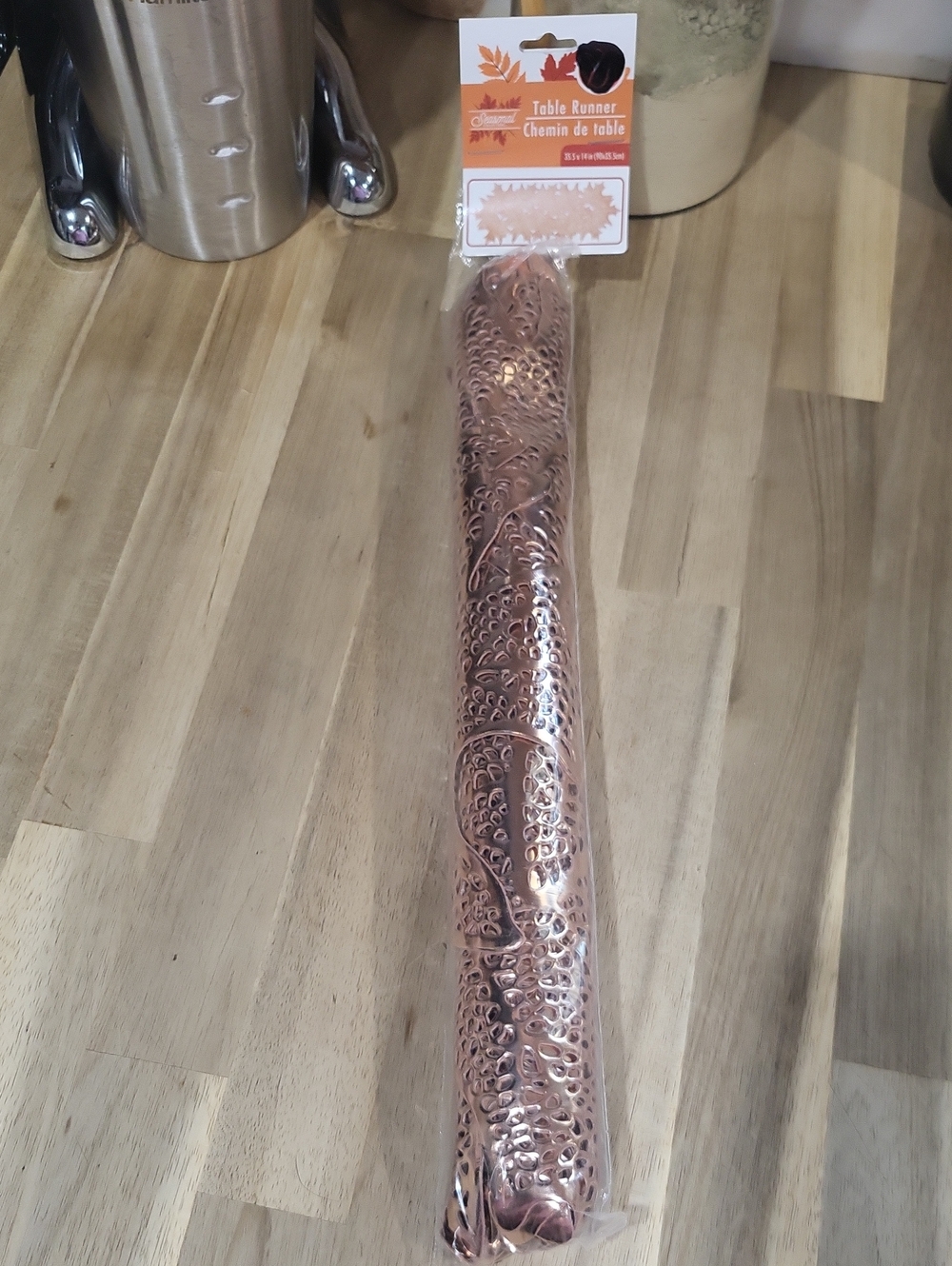 NEW🍁 Fall Rose Gold Leaf Table Runner - Picture 1 of 2